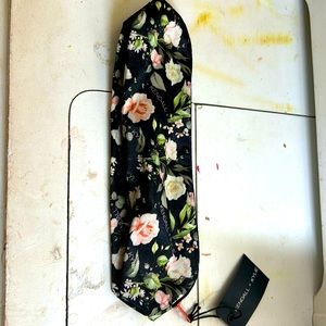 Mini makeup bag